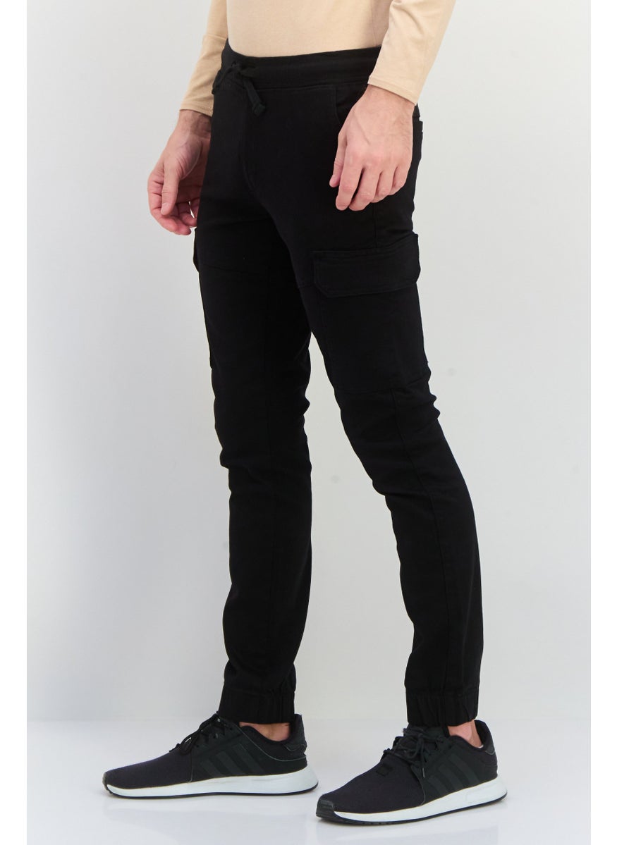 Men Tapered Fit Solid Cargo Pants, Black