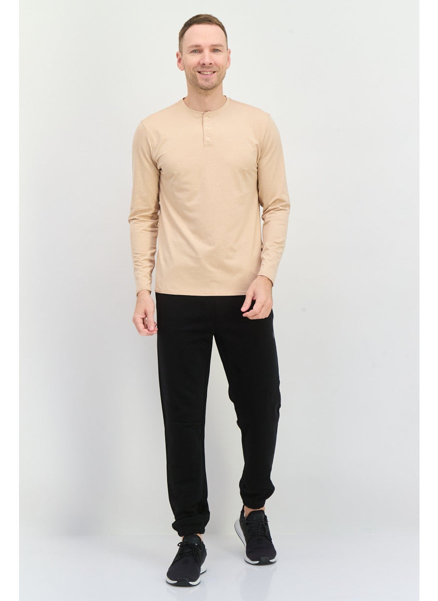 Men Regular Fit Brand Logo Jogger Pants, Black