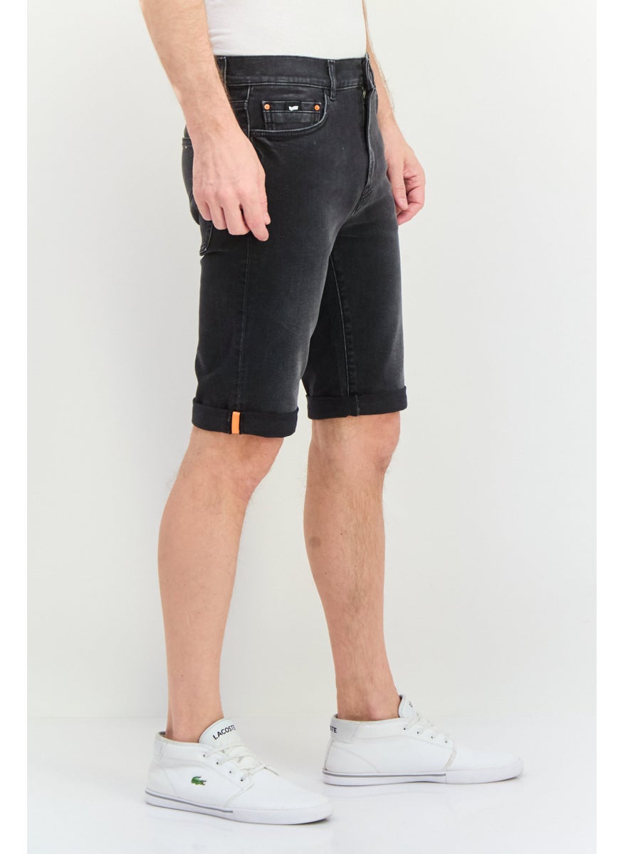 Men Solid Basic Short, Black