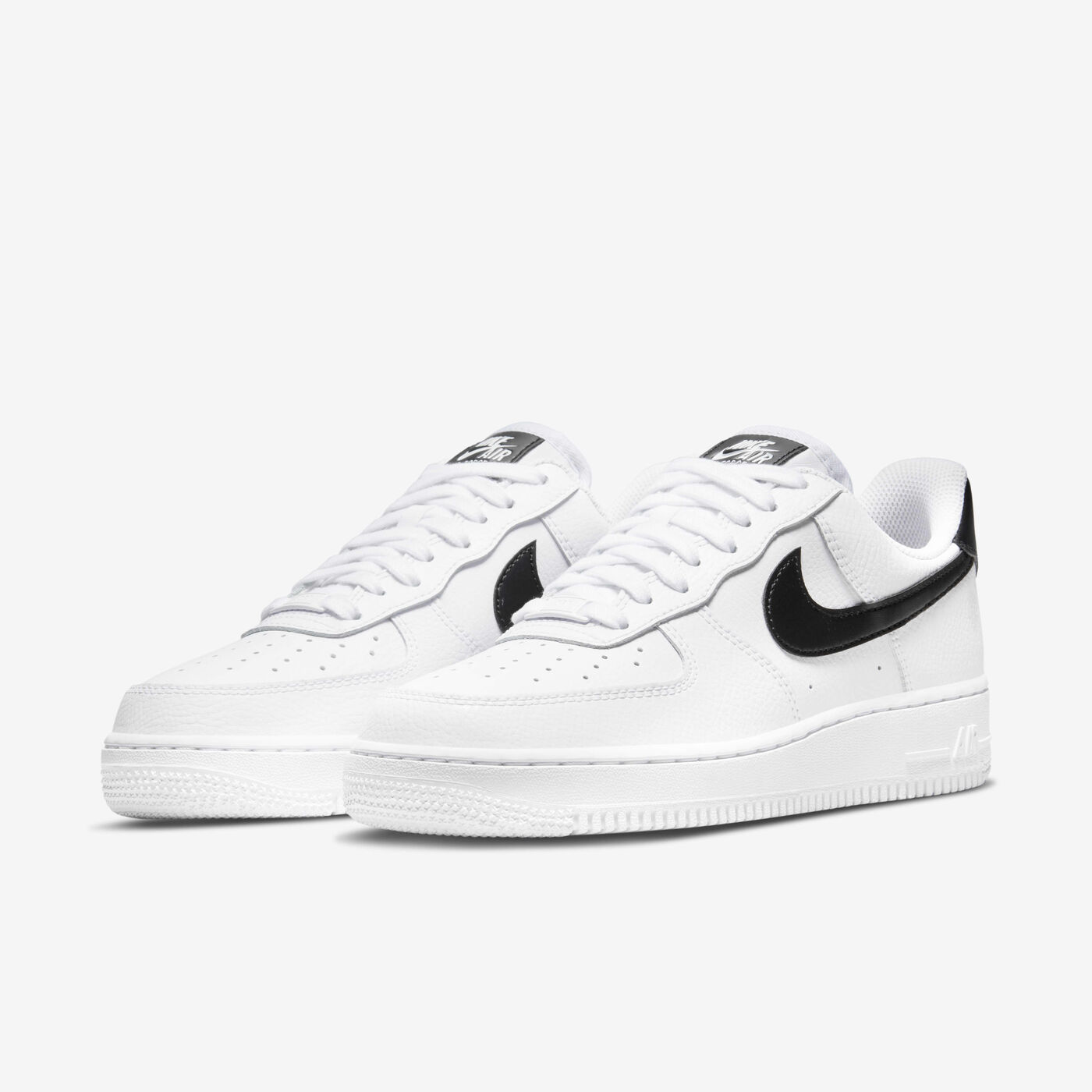 Women's Air Force 1 '07 Shoes