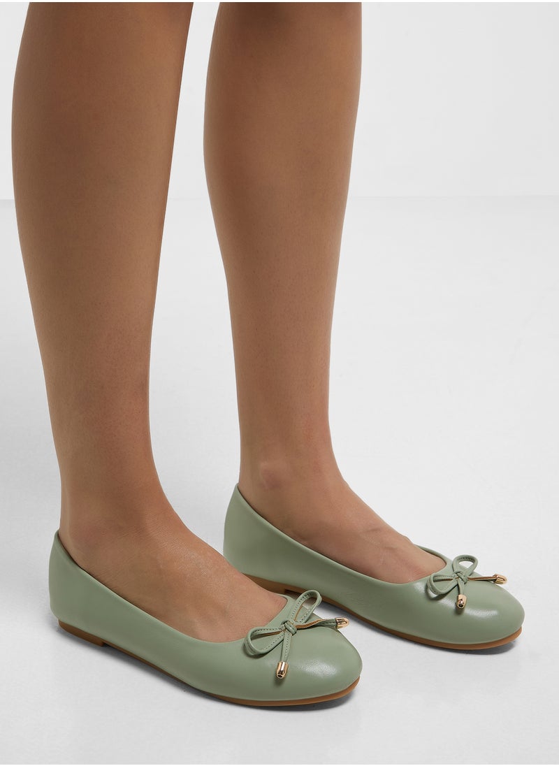 Classic Round Toe Bow Ballerina
