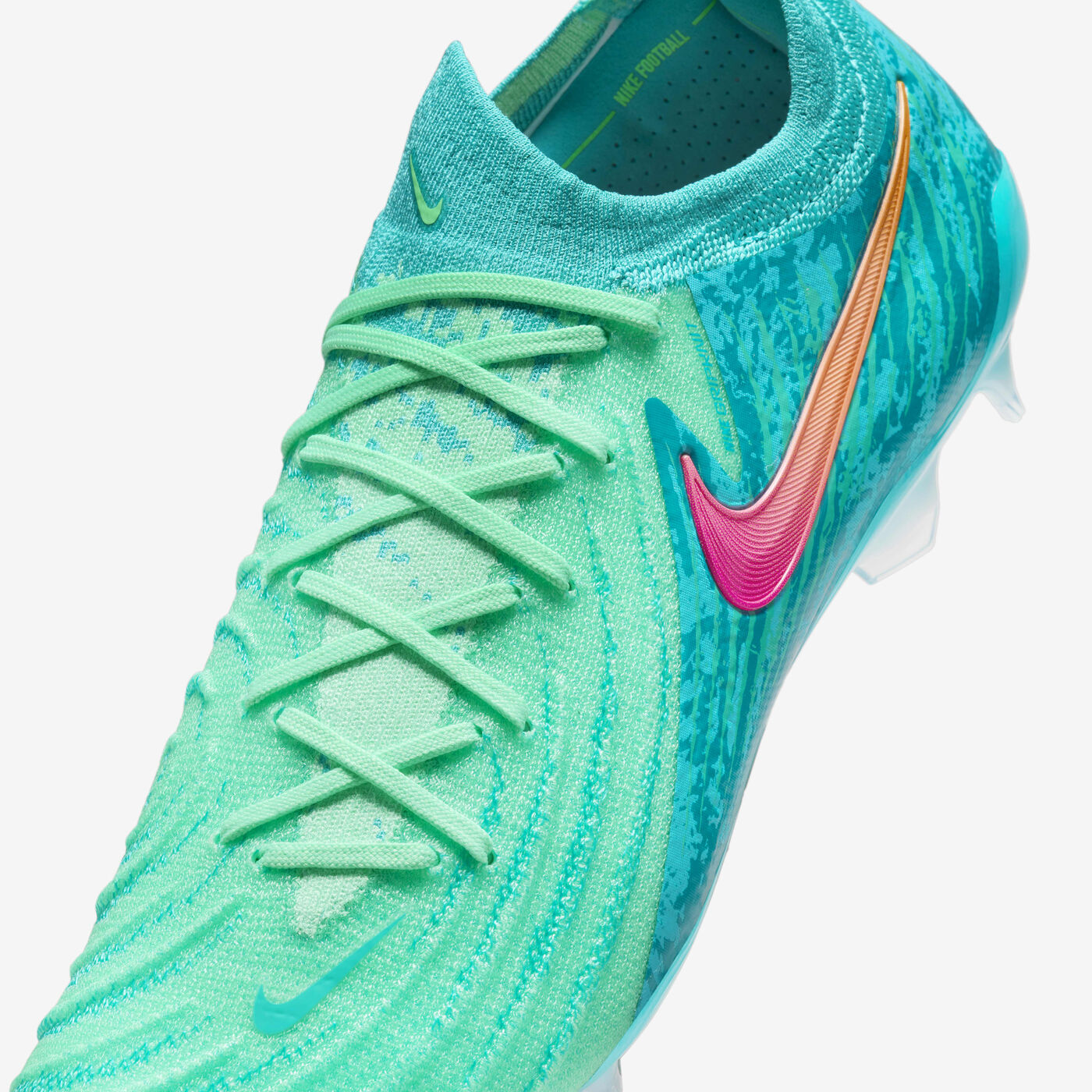 Phantom GX 2 Elite LV8 FG Football Shoes