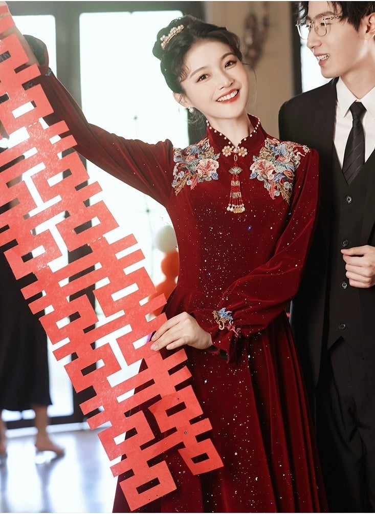 New Fashionable Evening Dress