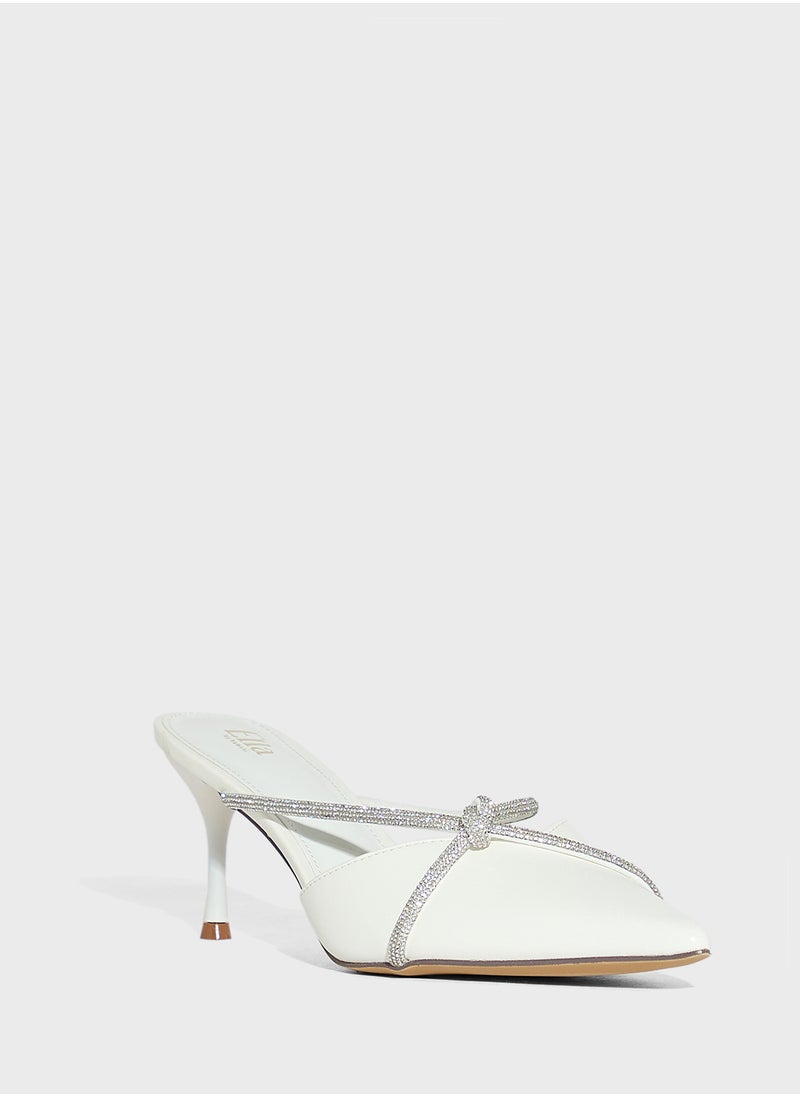 Diamante Knot Detail Pump