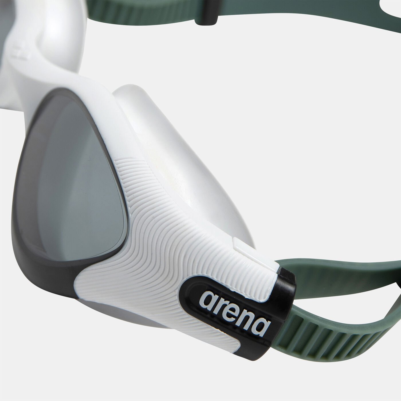 The One Plus Swimming Goggles