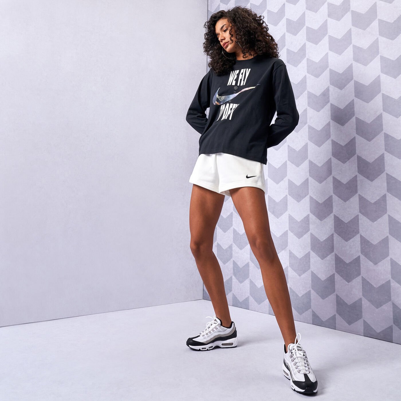 Women's Sportswear Phoenix Fleece High-Waisted Shorts