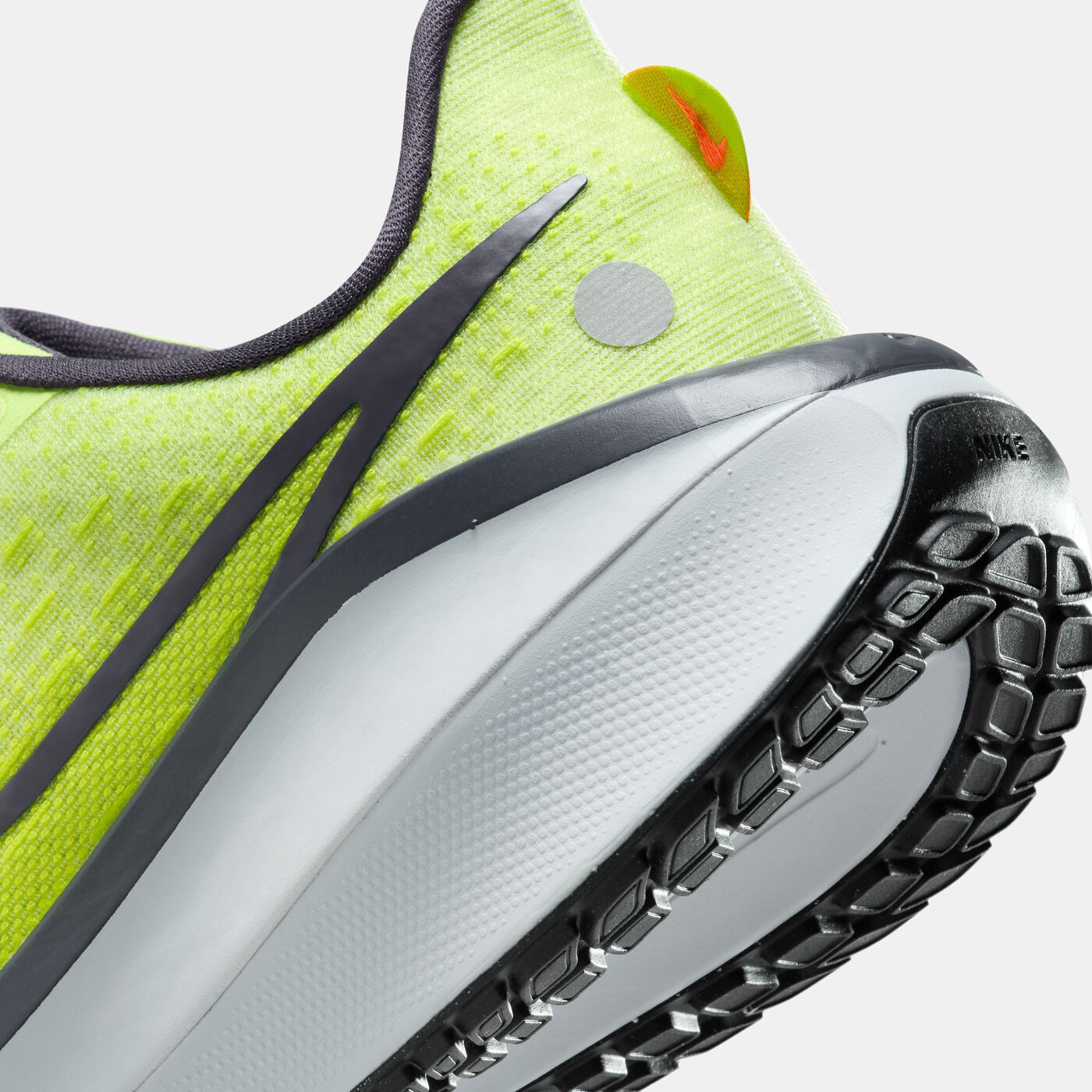 Women's Vomero 17 Road Running Shoes