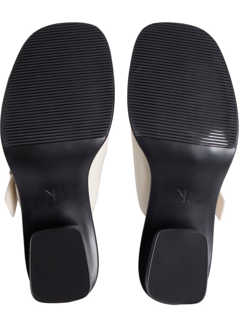 LEATHER HEELED SANDALS WITH BUCKLE