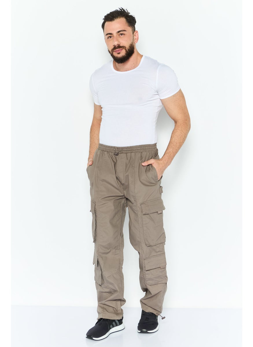 Men Regular Fit Plain Cargo Pants, Taupe