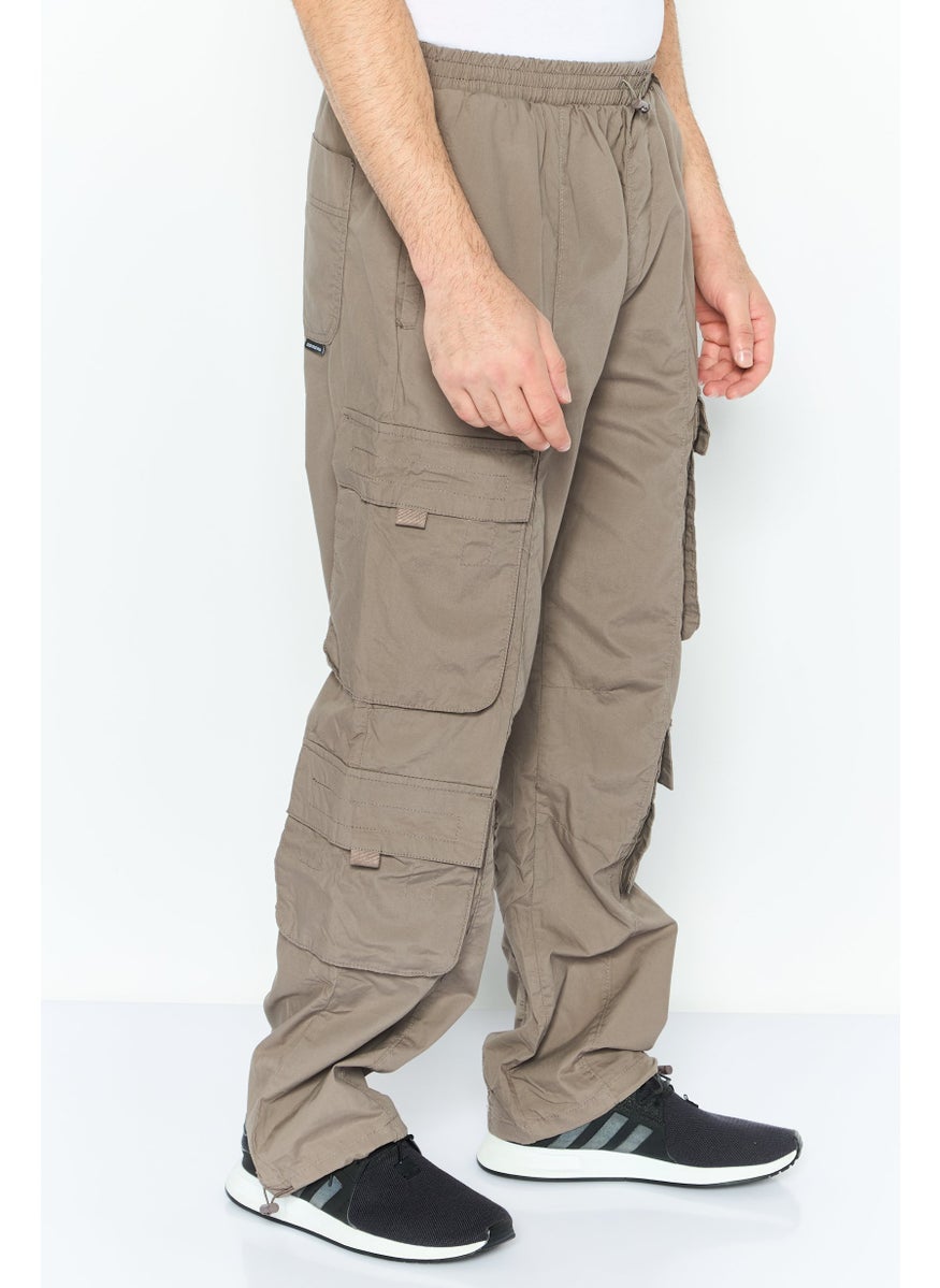 Men Regular Fit Plain Cargo Pants, Taupe