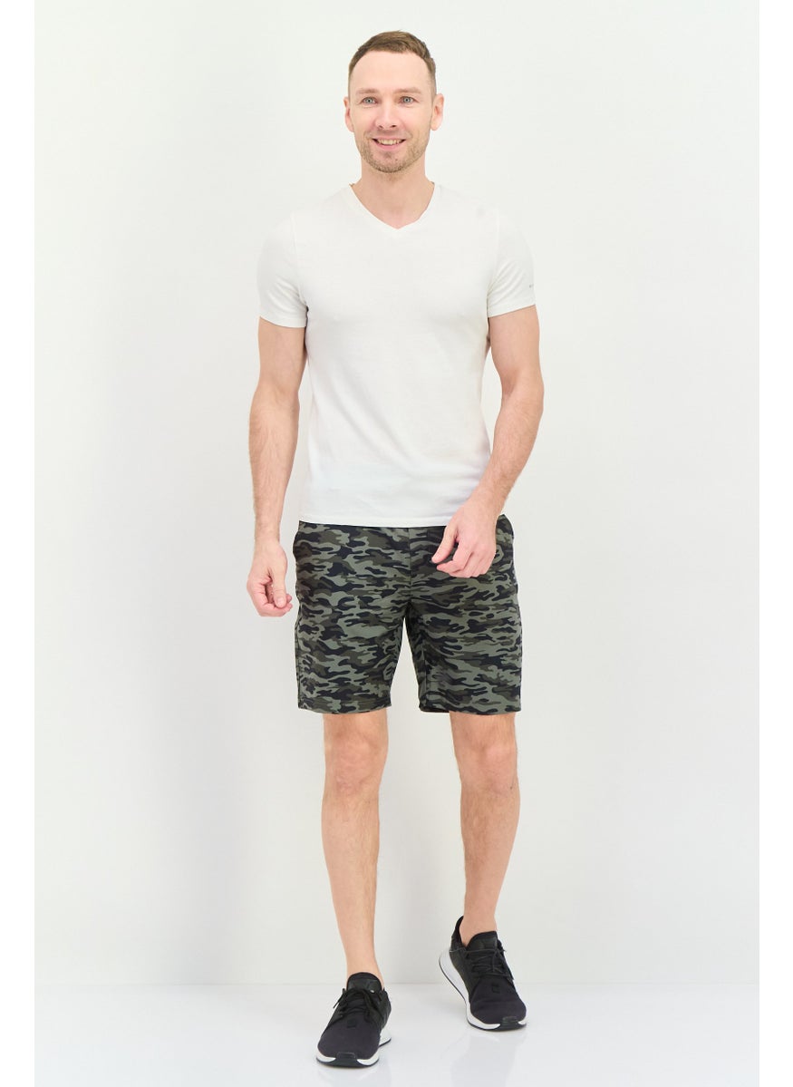 Men Camouflage Cargo Shorts, Multicolor