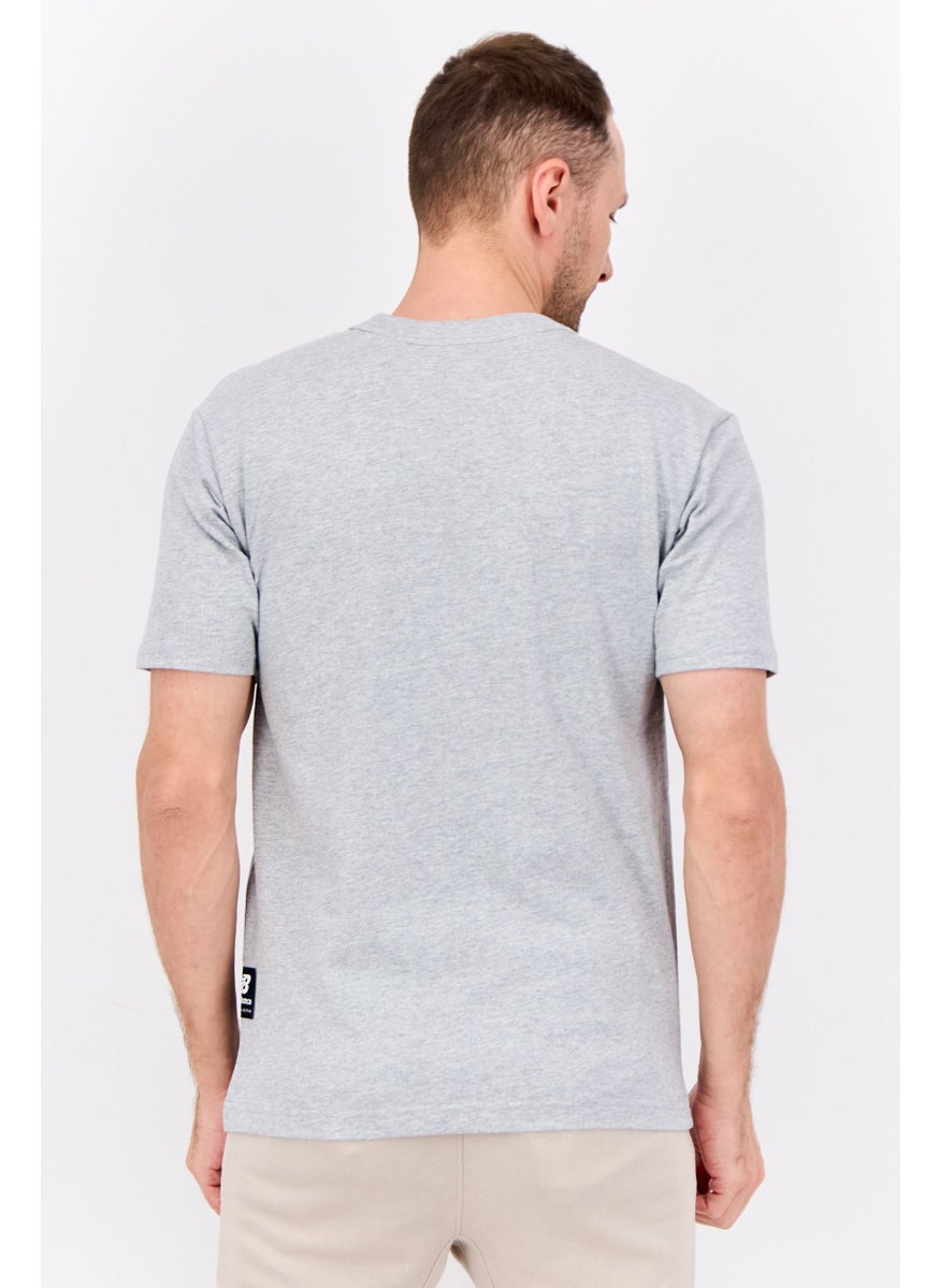 Men Sportswear Fit Long Sleeves Outdoor T-Shirt, Grey