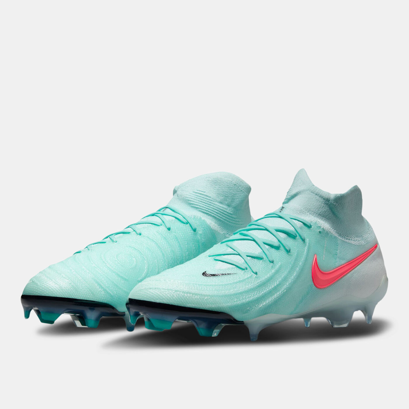Phantom Luna 2 Elite FG Football Shoes