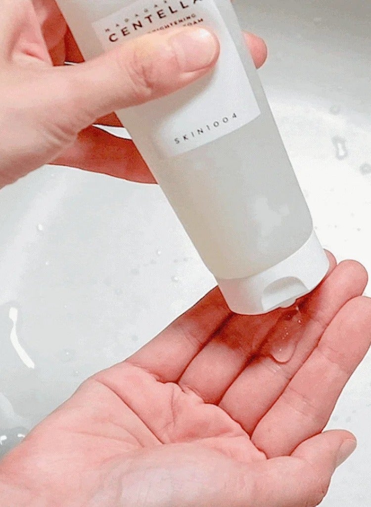 Madagascar Centella Tone Brightening Boosting Pack – Foam Cleanser 125ml, Toner 210ml, Ampoule 100ml, Capsule Cream 75ml & Sunscreen 50m Set – Complete Hydrating & Brightening Skincare Routine And Face Scrubber 560ml