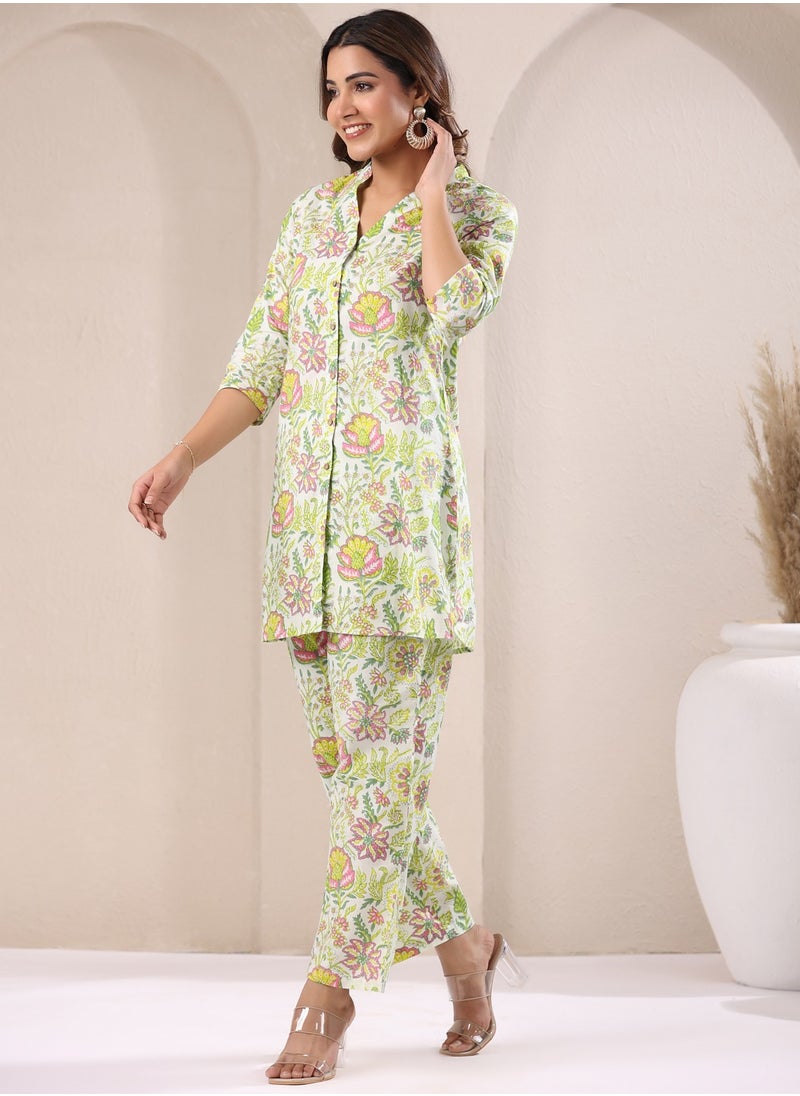 Green Cotton Floral Printed Kurta With Pant
