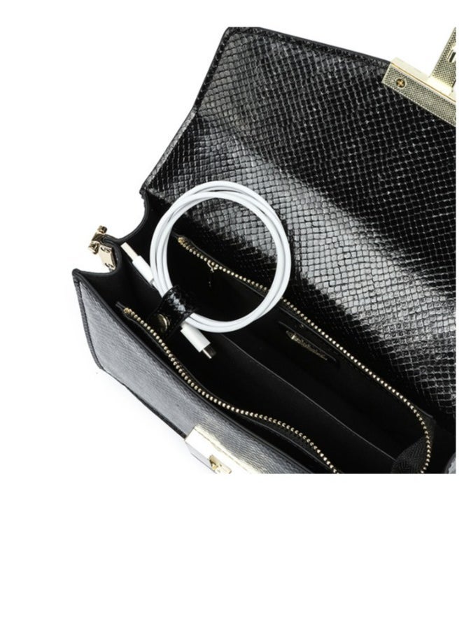 Chic Design Handbag BD 139