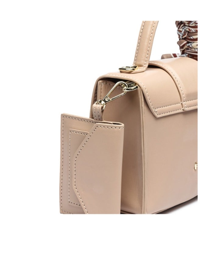Elegant Ring Detailed Bag BD 94