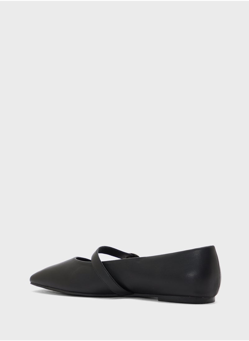 Square Toe Mary Jane Flat Shoe
