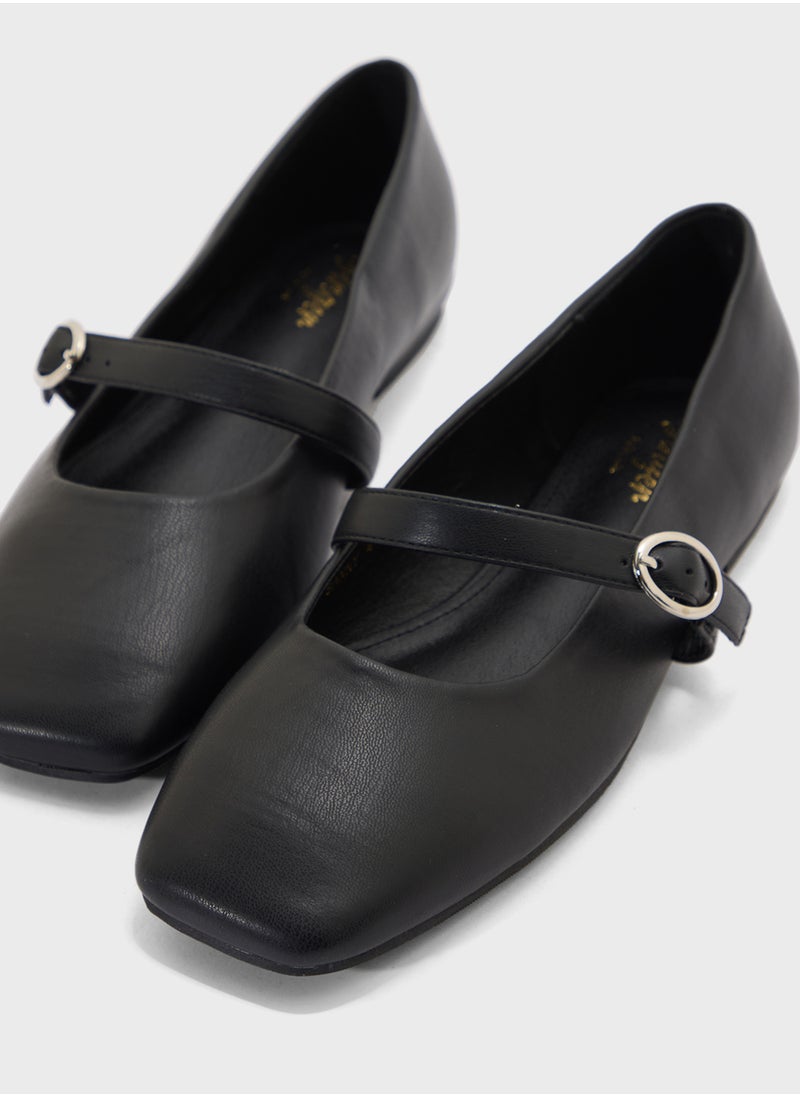Square Toe Mary Jane Flat Shoe
