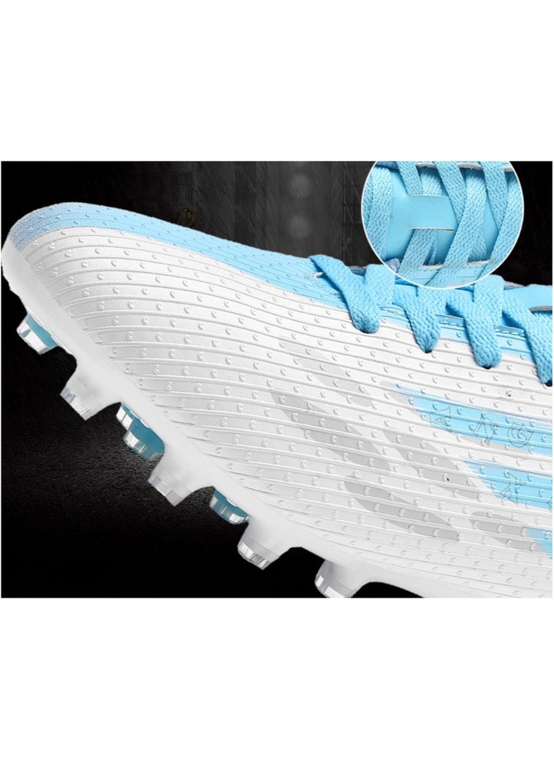 New Comfortable Men's And Women's Football Shoes