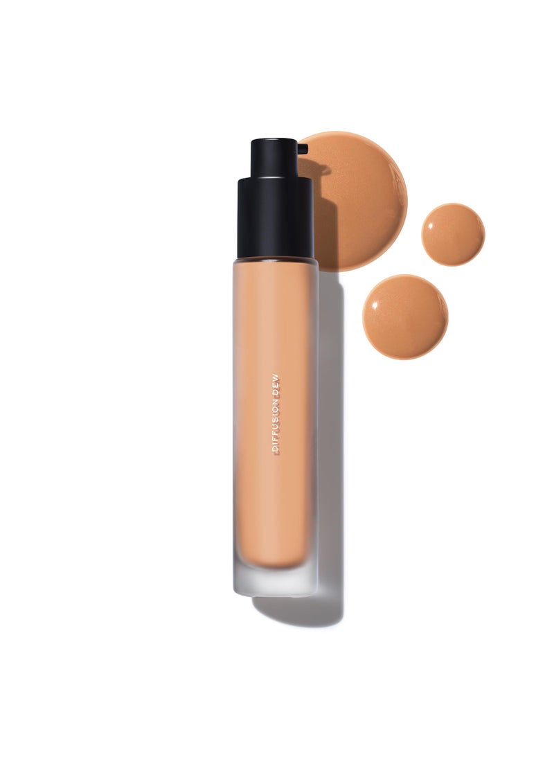MAKE Beauty - Diffusion Dew - Radiant Skin Tint (Caramel 08)