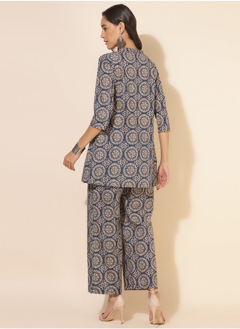 Blue Cotton Printed Kurti And Pant Set