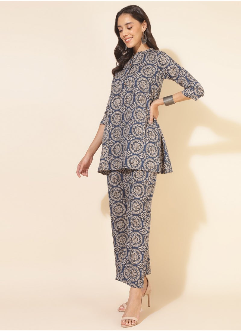 Blue Cotton Printed Kurti And Pant Set