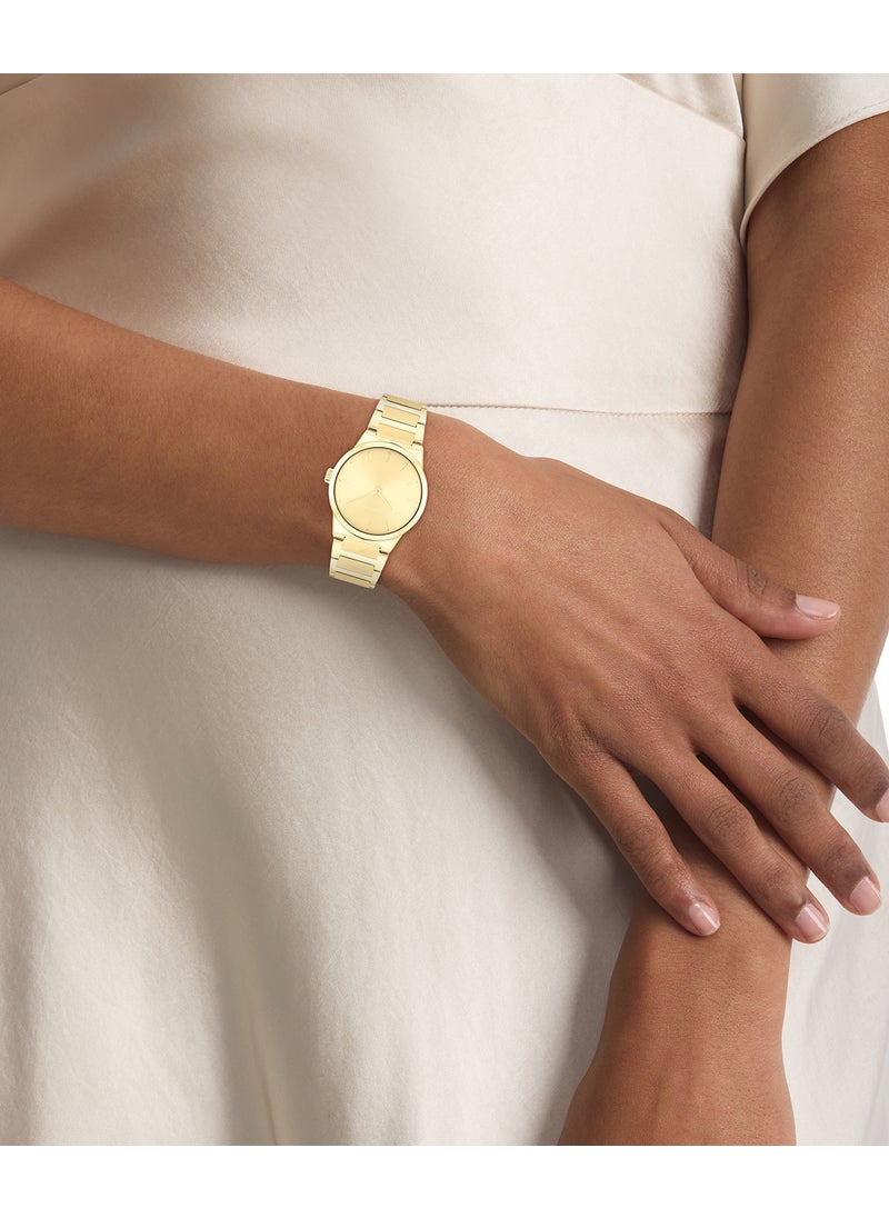 Linear Elegance Steel Strap Analog Watch