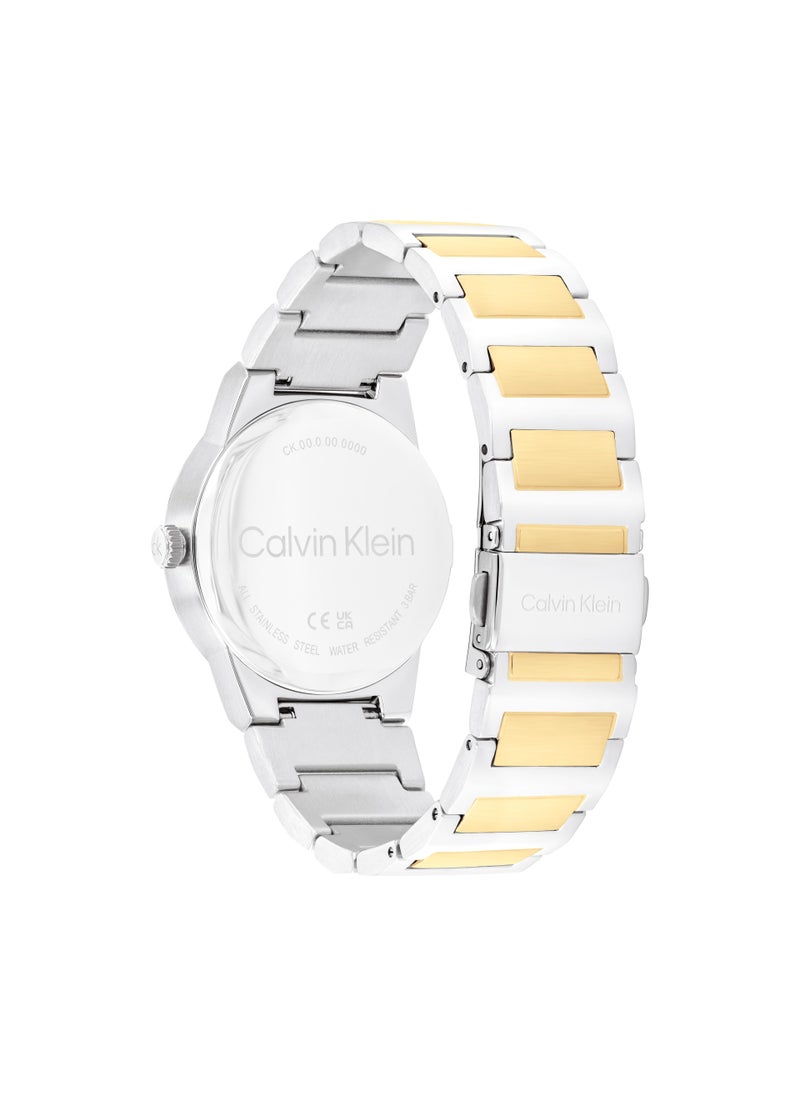 Linear Elegance Steel Strap Analog Watch
