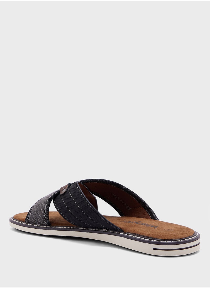 Calvin Slider