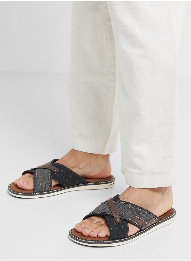Calvin Slider