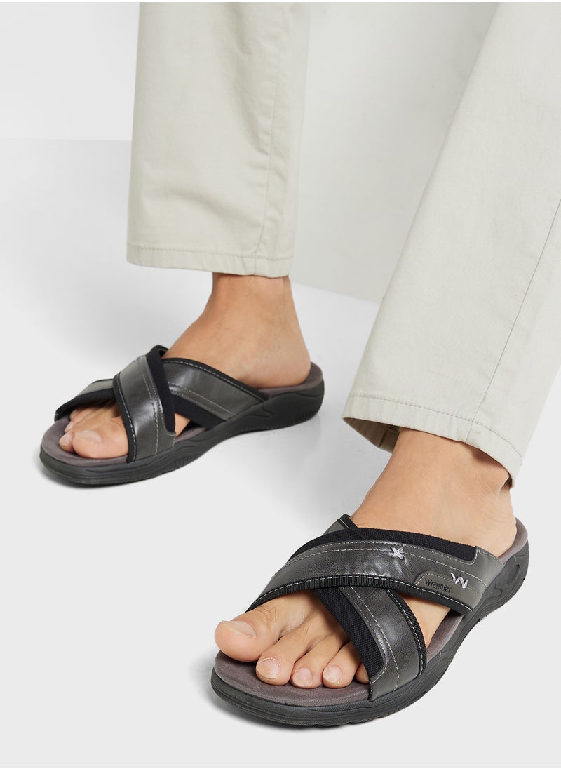Tripp Slider  Low Top