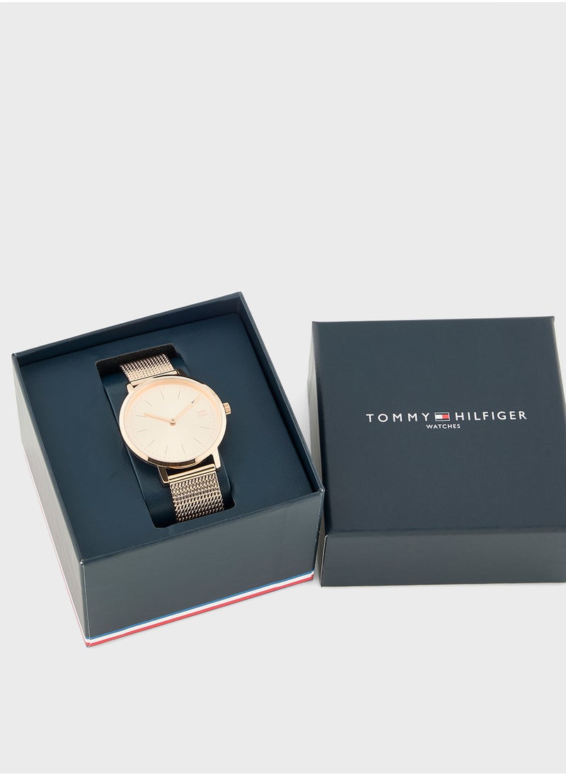 Pippa Mesh Strap Analog Watch
