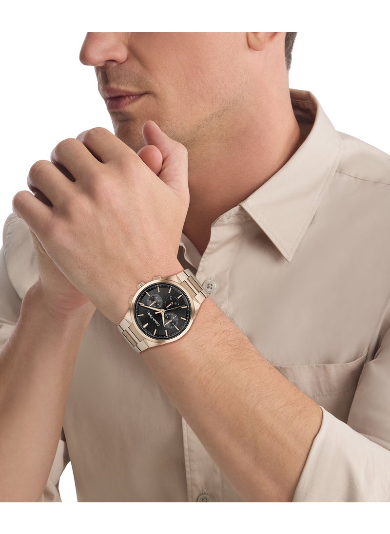 Distinguish Steel Strap Analog Watch