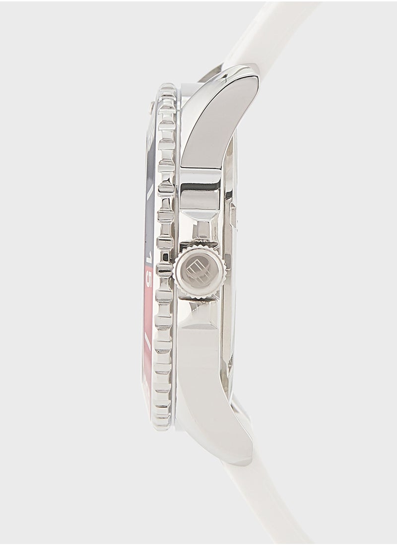 Casual Pu Strap Analog Watch