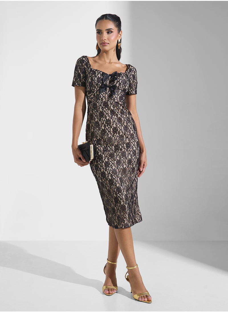 Sweetheart Neckline Lace Detail Midi Dress