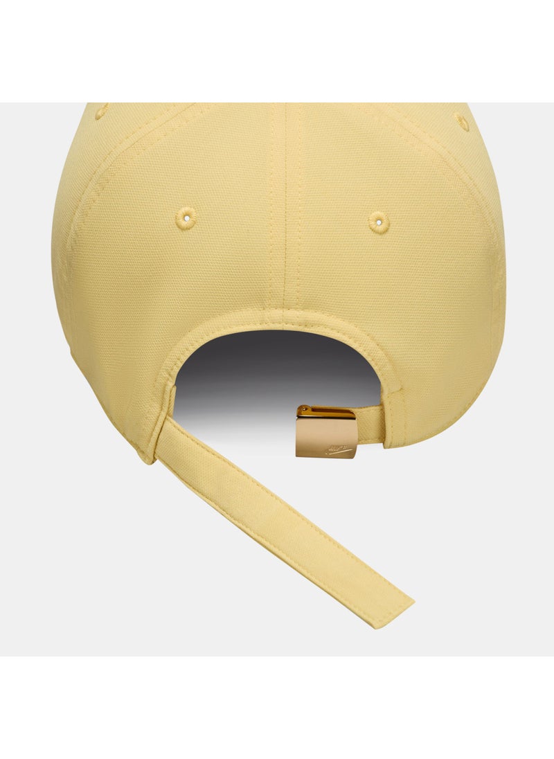 Dri-FIT Club Structured Metal Logo Cap