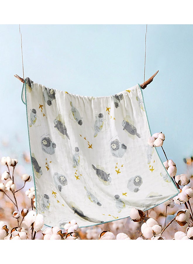 Babycare - Cotton Gauze Blanket, Andorran Otter Design, 200 x 230 cm, Soft Cotton, Lightweight, Breathable Fabric, Non-Toxic, Hypoallergenic, Gentle on Skin, Durable, Perfect for All Seasons, Easy to Wash, Ideal for Babies, Safe for Sensitive Skin, Cozy and Comfortable, Ideal for Home and Travel