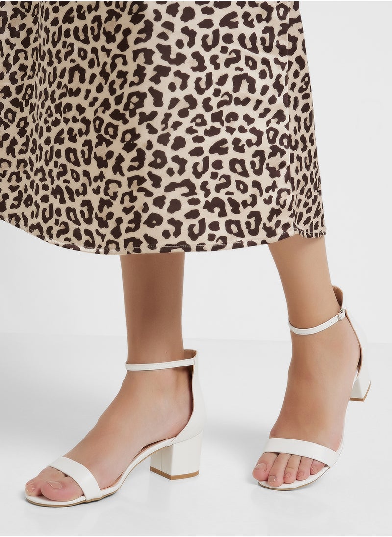 Block Heel Clip Open Sandal
