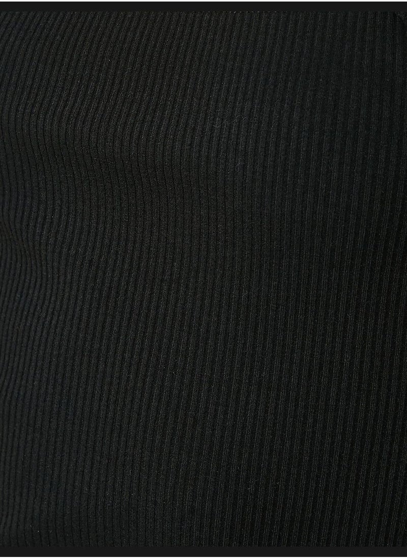 Cut Out Detailed Long Sleeved Ribbed Mock Neck T-Shirt