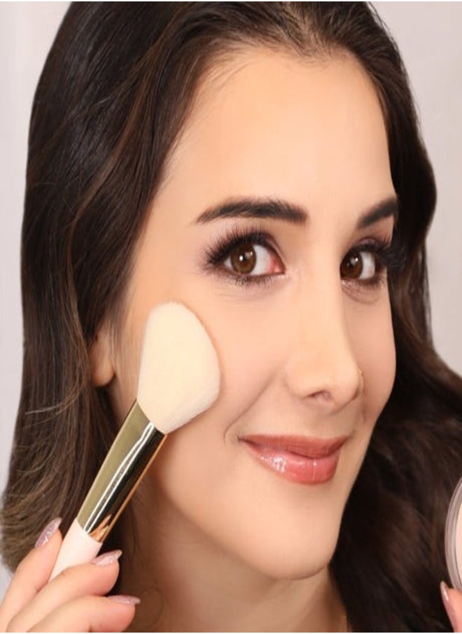 MOIRA Set & Perfect Loose Setting Powder – 02: Banana, Ultra-Fine, Lightweight Formula for All Skin Tones, Shine-Control, Matte Finish, Blurring Effect, Long-Lasting Wear, Vegan & Cruelty-Free, 0.53 oz