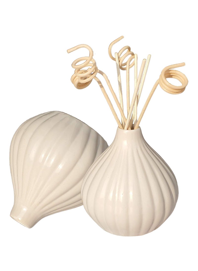 Pure Source India Ceramic Vase with 6 Pcs Reed Sticks for Home Décor || Center Table || Bedroom || Living Room and Office Decoration (Ivory White)