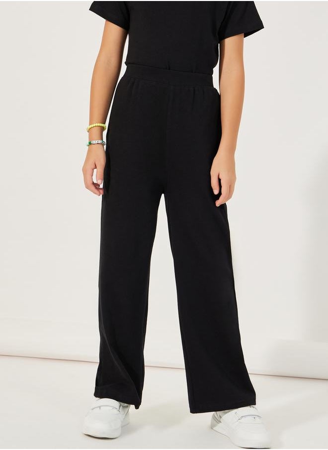 Solid Round Neck T-Shirt & Wide Leg Joggers Co-Ords Set