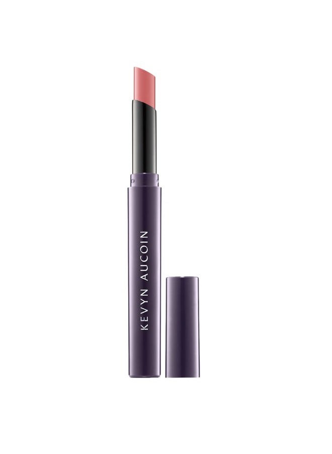 Unforgettable Lipstick, Modern Love color with Cream finish: Intense color plus slim design with a weightless formula allows for a precise application for a makeup novice or expert.