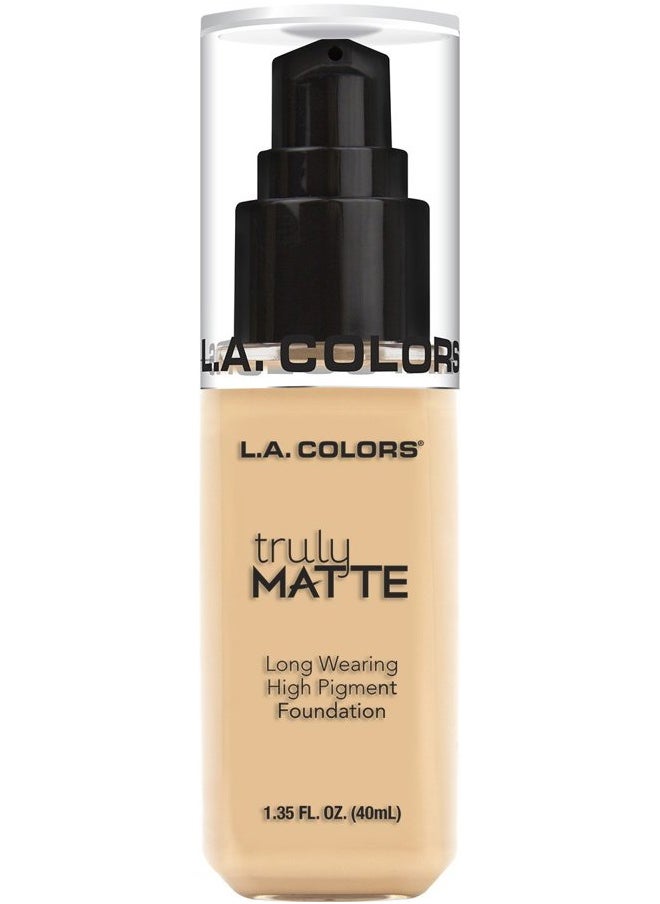 Truly Matte Foundation, Porcelain CLM351