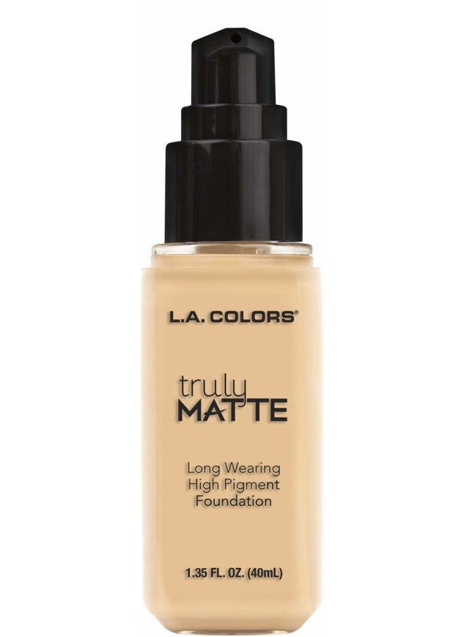 Truly Matte Foundation, Porcelain CLM351