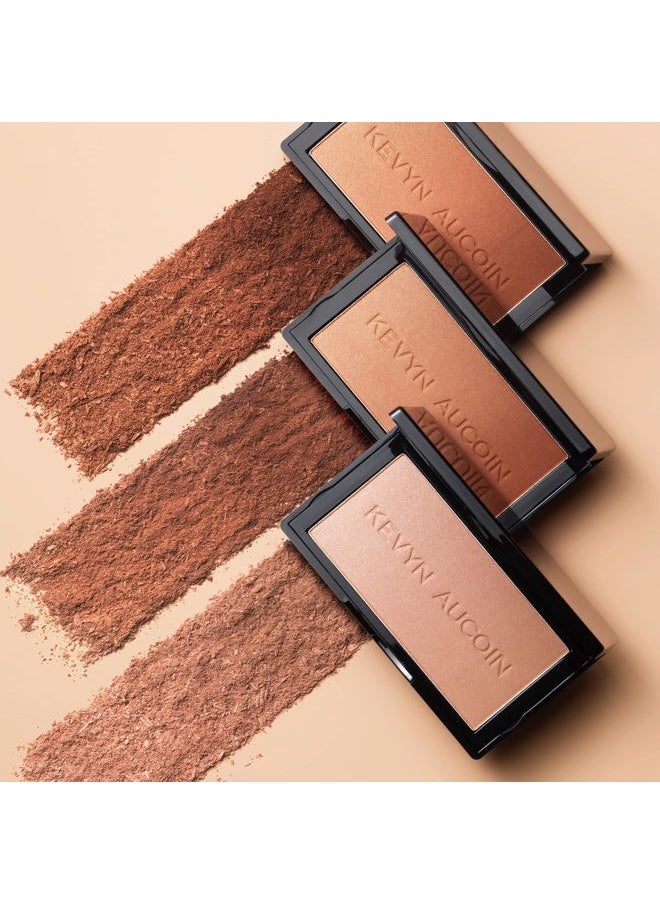 The Neo-Bronzer, Dusk Medium: 3 in 1 makeup palette. Highlighter, blush & bronzer in one smooth gradient makeup compact. Shimmer & matte in light, medium & deep. Sun-kissed to bronzed.