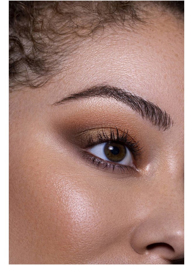 The Contour Eyeshadow Palette in Shade Medium