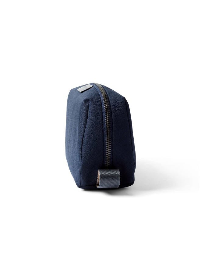 Toiletry Kit, Water-Resistant Woven Toiletry Travel Bag (toiletries, Cologne, Shaving Accessories, Hairbrush, Toothbrush) - Navy