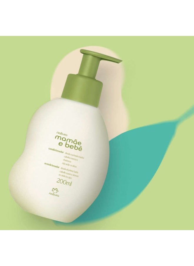 Mamãe e Bebê Baby Conditioner - Untangle & Soften Baby Hair - 100% Vegan - Self-Preserving Formula - 97% Natural Origin - All Skin Types - Cruelty Free - Baby Essentials - 6.7 fl oz (200ml)
